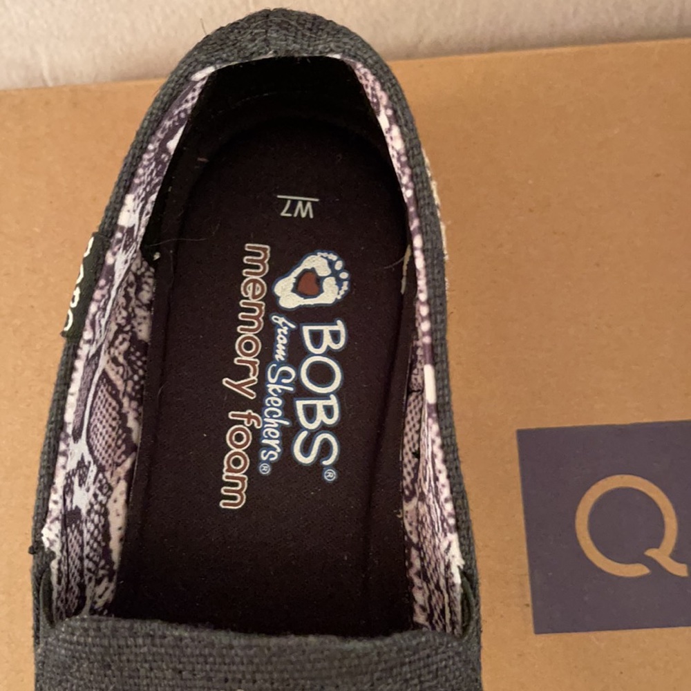 Bobs from sketchers slip on shoes - Picture 2 of 5